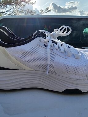 KURU Atom 2 Men's White Athletic Sneakers. Plantar Fasciitis Heel support.